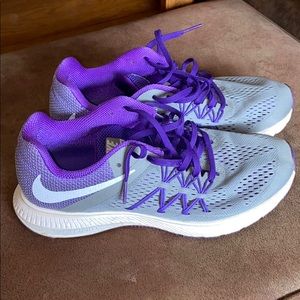 Nike Sneakers: Zoom Winflo 3